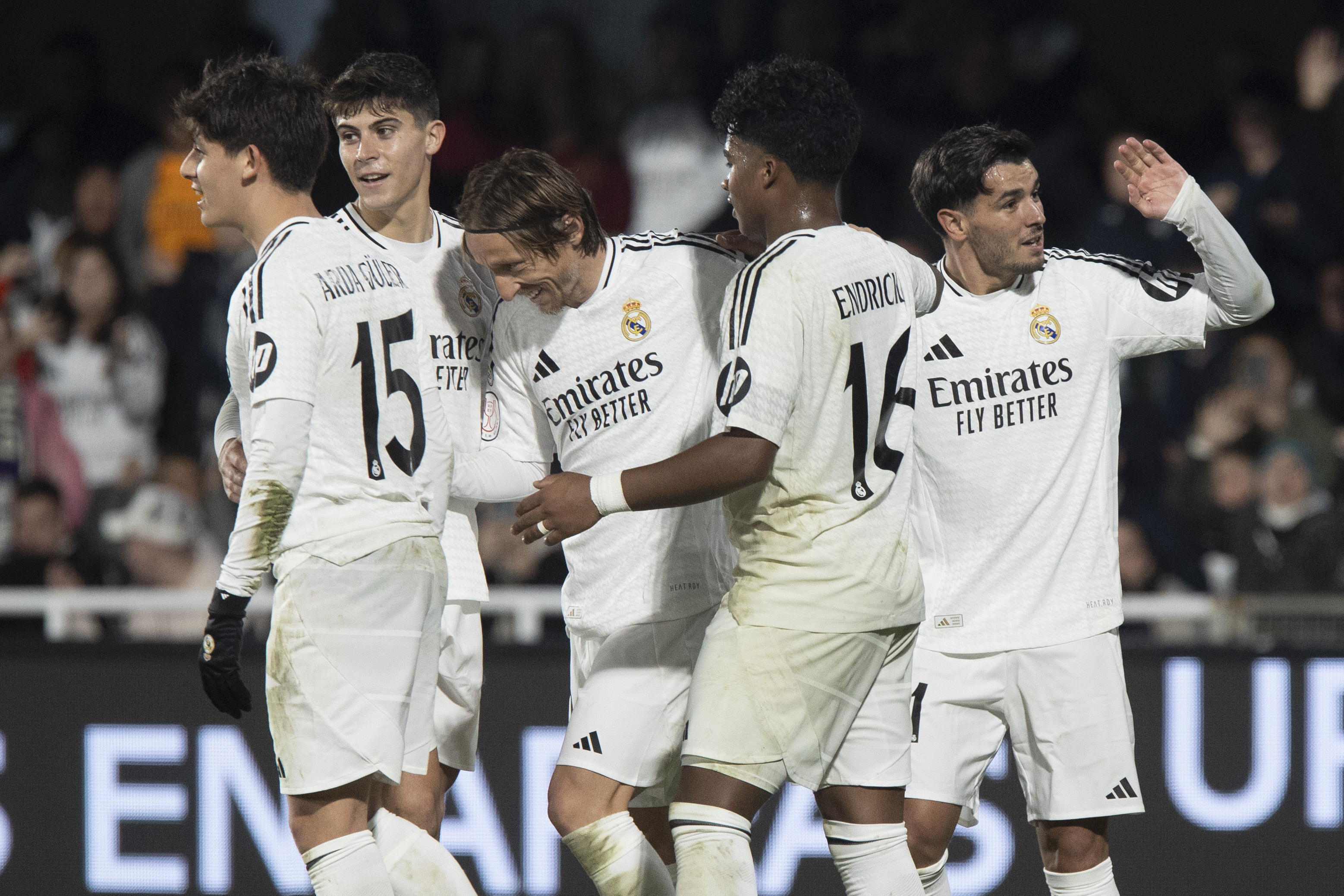 Real Madrid goleó y avanzó sin problemas a octavos de la Copa del Rey: video