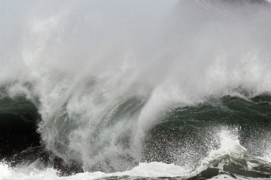 Aumentan medidas de prevención por fuertes vientos y oleaje en Mar Caribe
