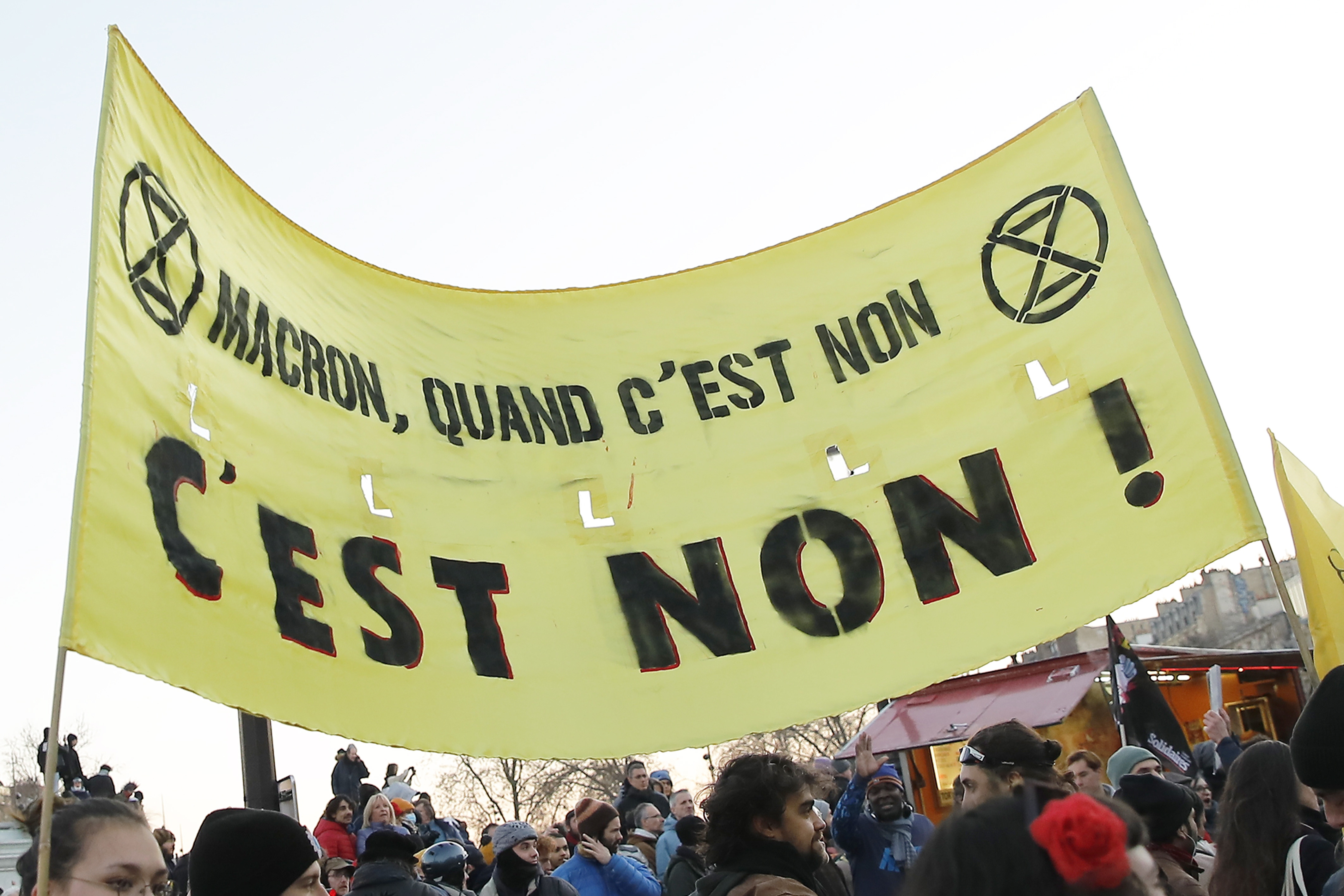 Así transcurren las protestas en Francia por la reforma pensional