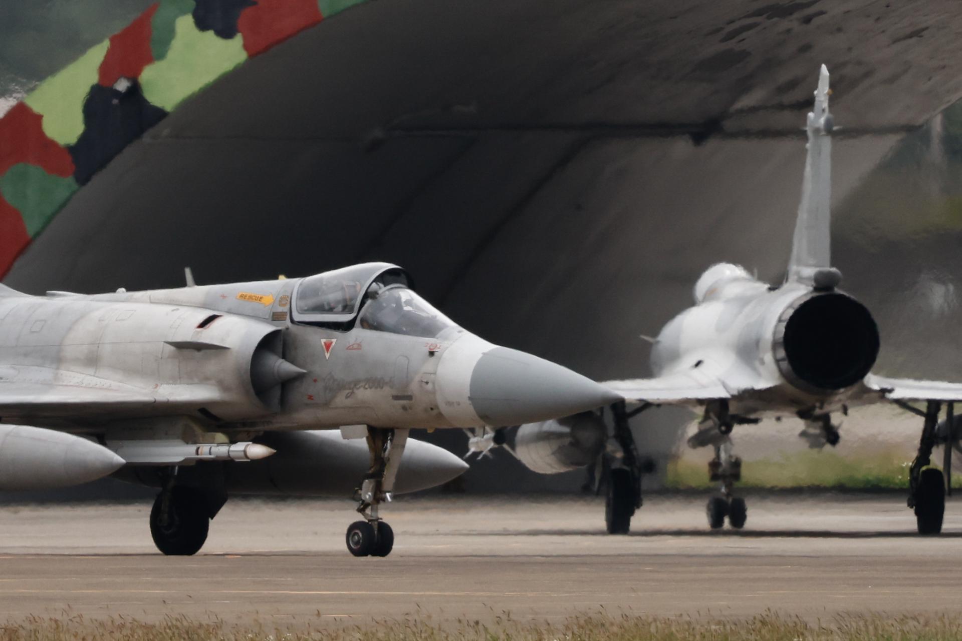 China dispara cohetes en el segundo día de ejercicios militares alrededor de Taiwán