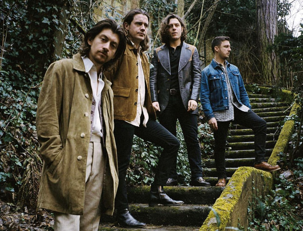 Arctic Monkeys: la realeza indie en concierto en Colombia