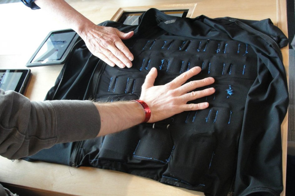El VEST, que significa chaleco en inglés pero es también acrónimo de "transductor variable extrasensorial" / AFP