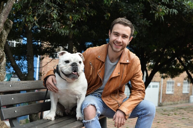 “No se vale dejar a un perro encerrado todo el día”: José Julián Gaviria