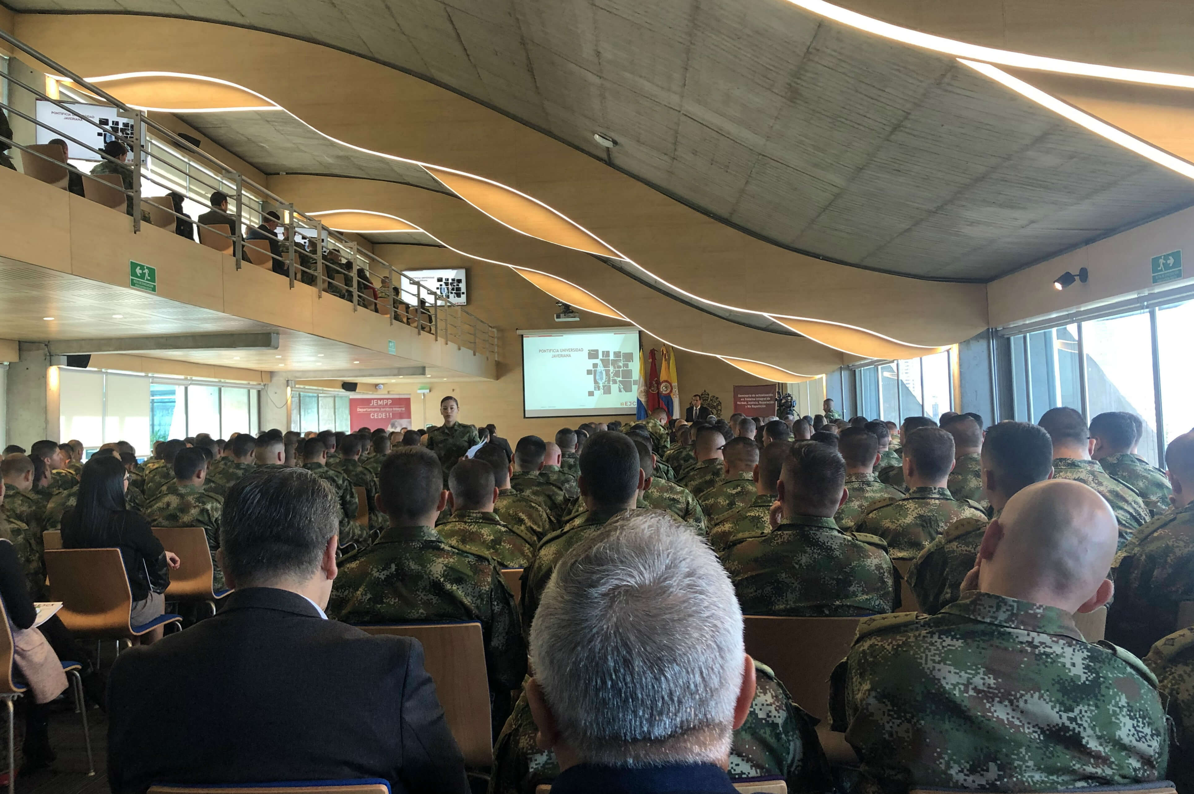 ‘El 95 % de los miembros del Ejército que estaba en las cárceles hoy está en libertad’: general Javier Ayala