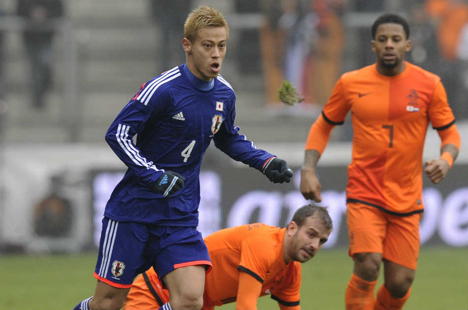 Holanda y Japón empataron 2-2 en amistoso entretenido