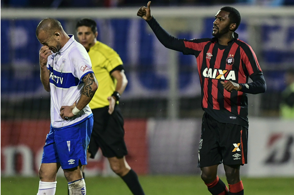 Paranaense hizo el milagro: venció a la Católica y avanzó a octavos de la Libertadores
