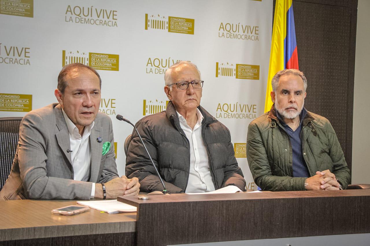 Denuncias contra la nueva consulta popular ponen en duda su paso por el Senado
