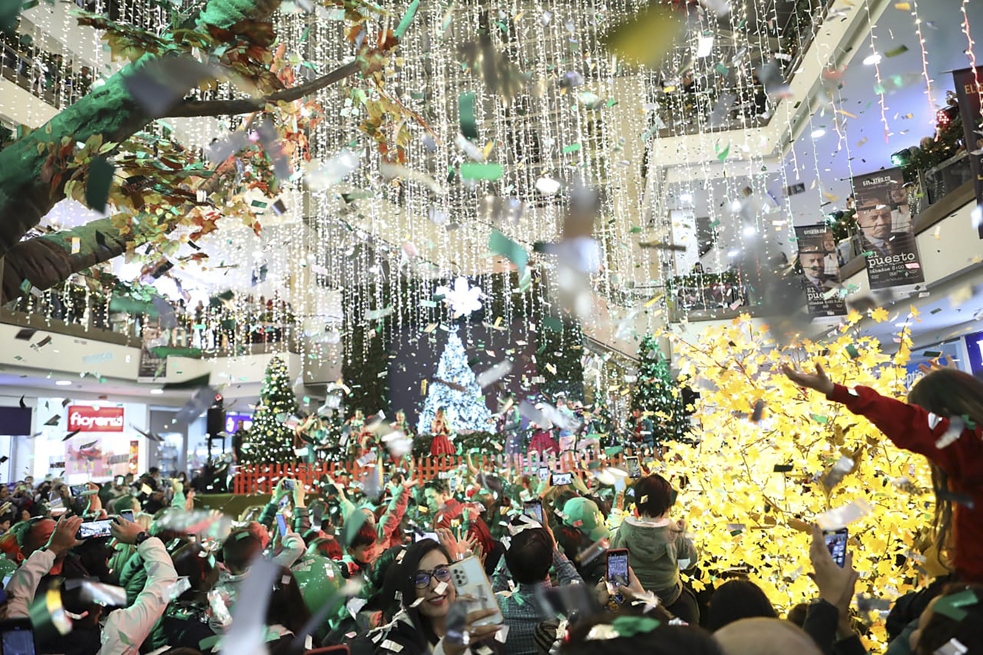 El comercio bogotano espera ganancias de $10 billones durante la época decembrina