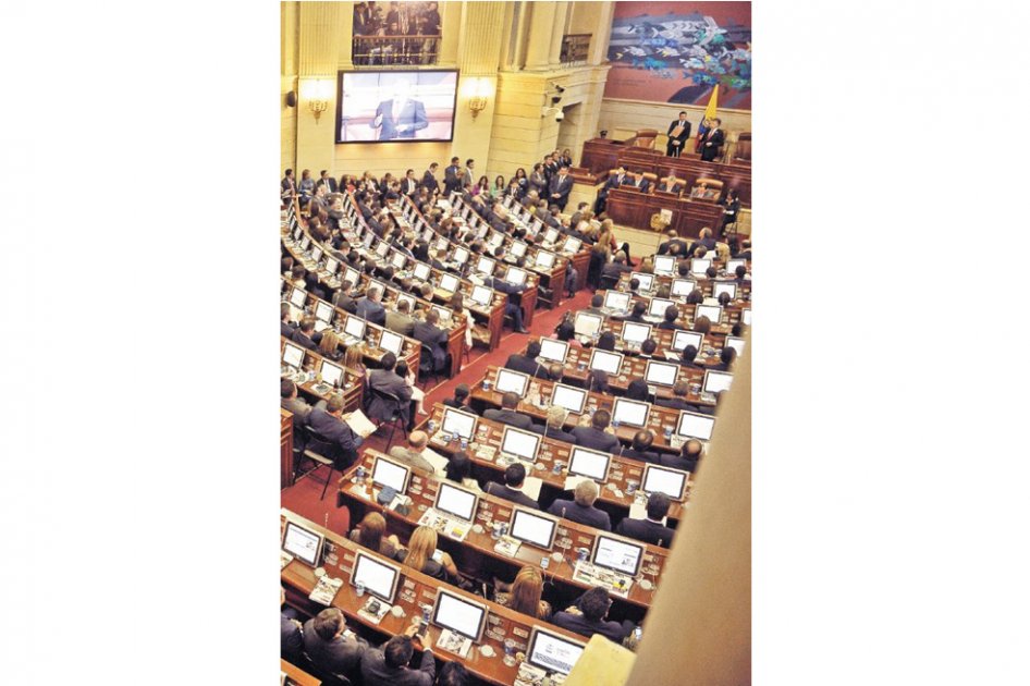 El debate sobre sociedades sin ánimo de lucro se inicia en las comisiones terceras.