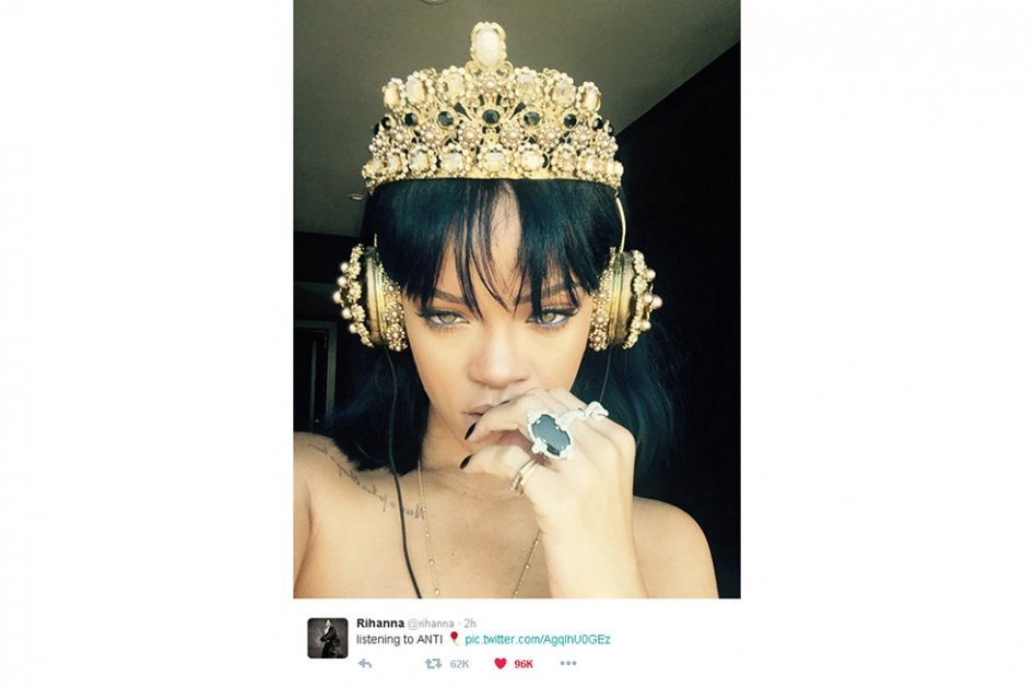 Rihanna entusiasma a sus fans con el estreno de nuevo disco