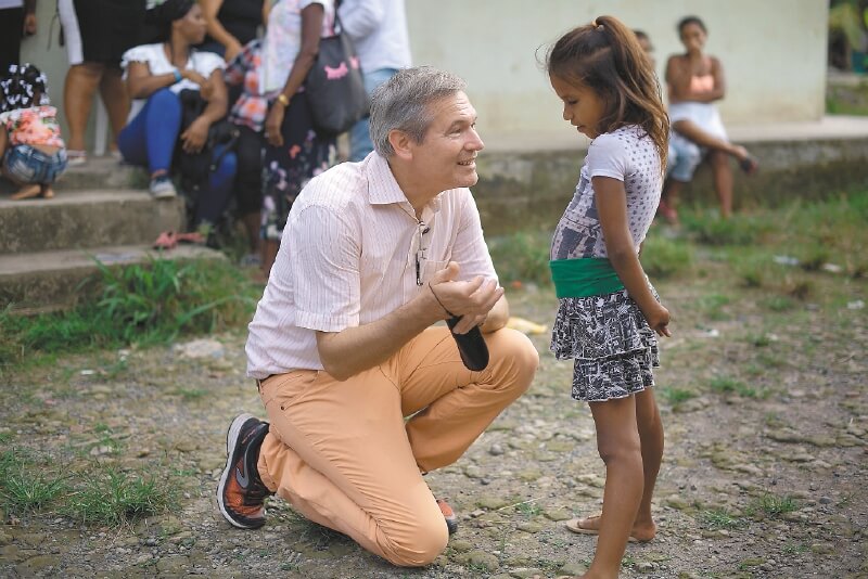 "No vamos a tolerar que los ataquen": la defensa del embajador de Francia a los líderes del Chocó