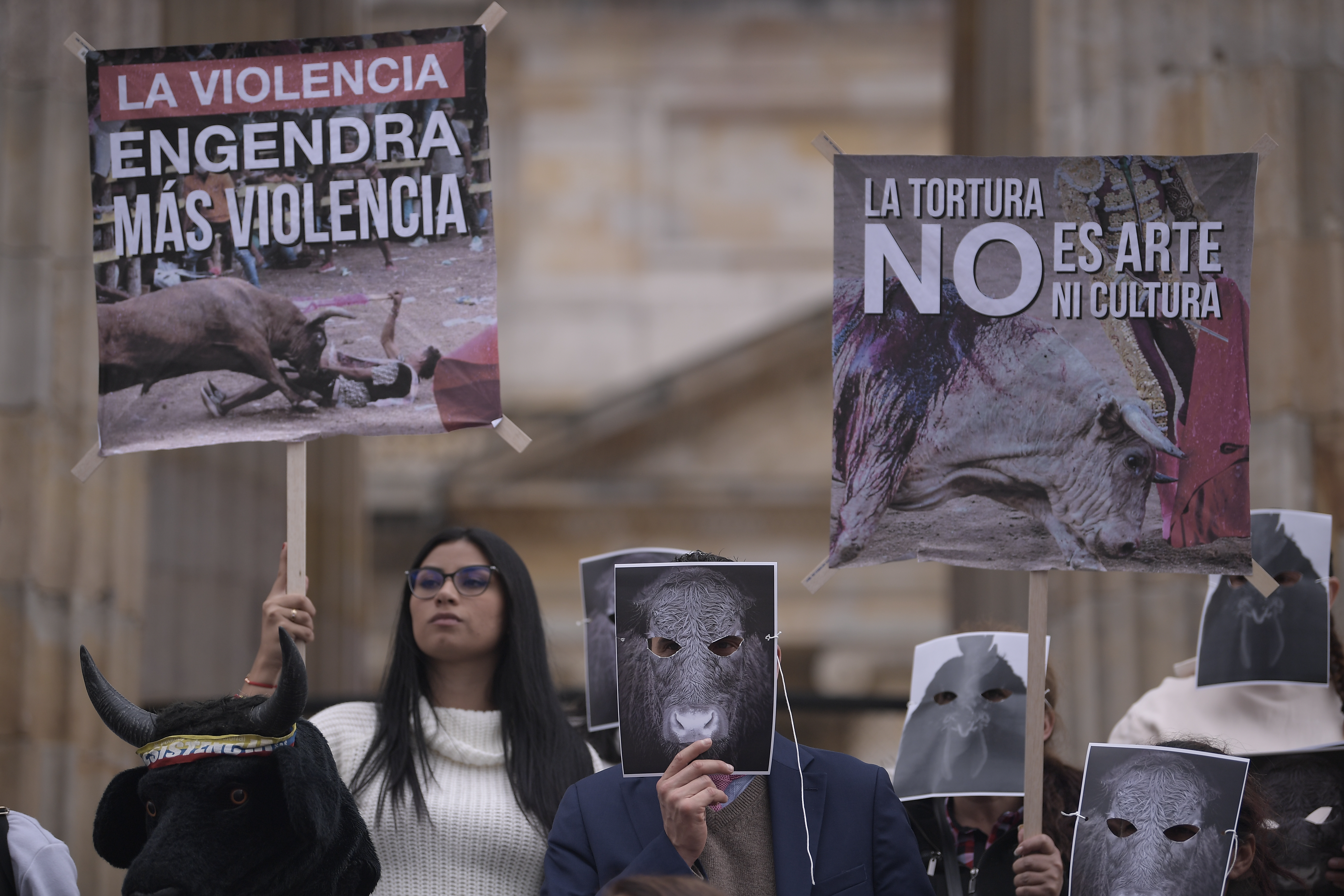 Velatón en contra de las corridas de toros en Bogotá y municipios aledaños
