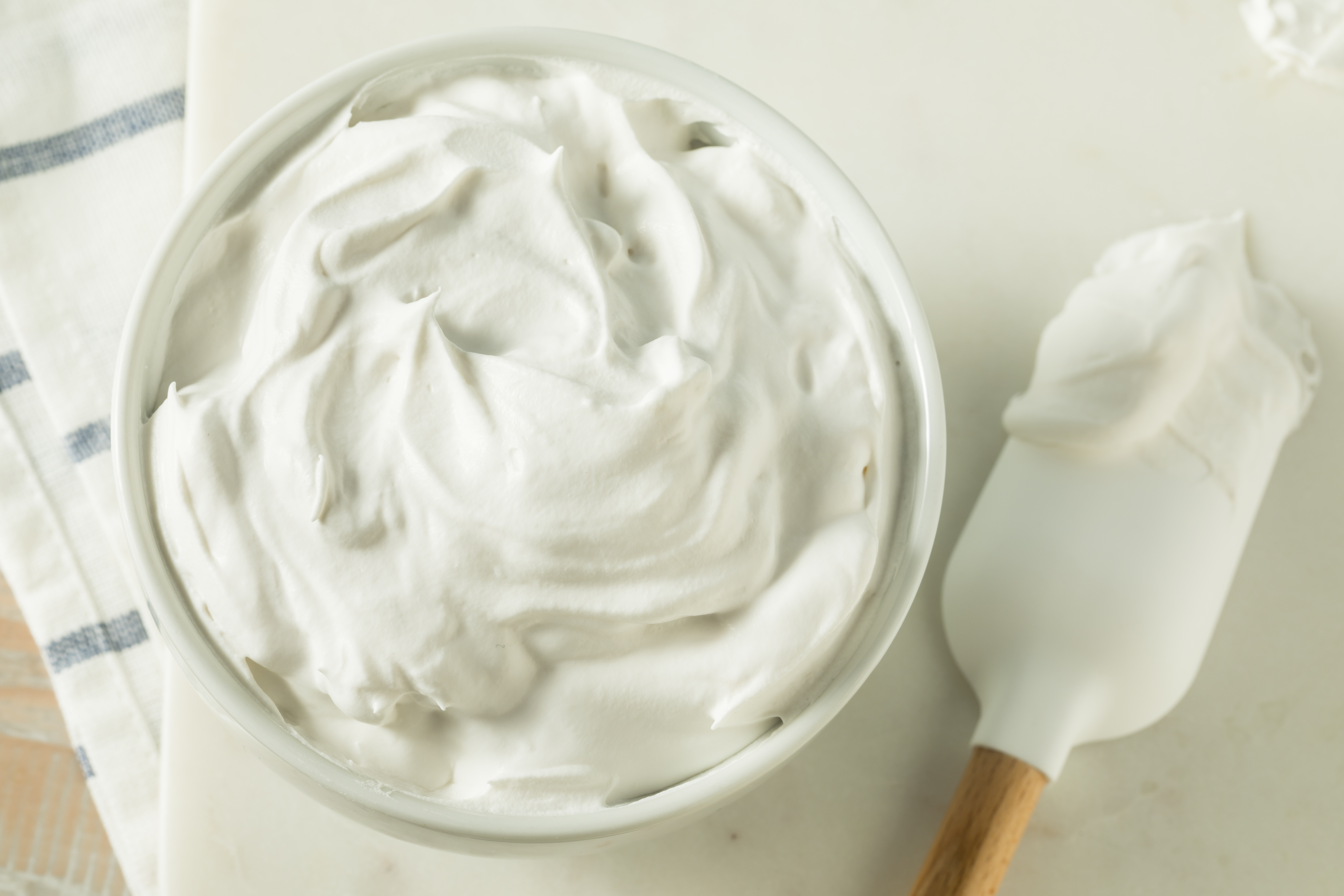 Paso a paso para hacer crema de mantequilla con merengue italiano