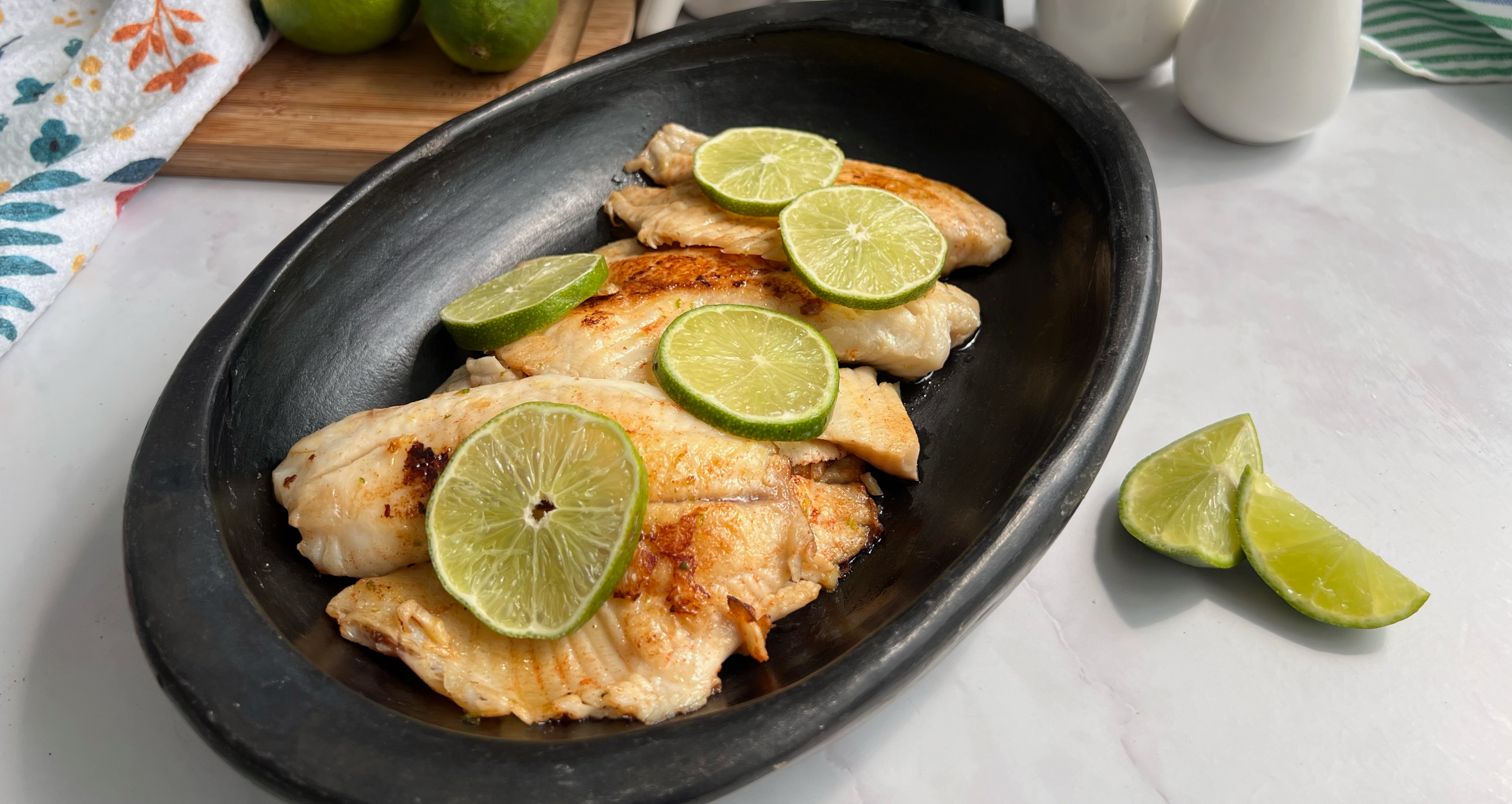 Así se prepara una buena tilapia con mantequilla y limón