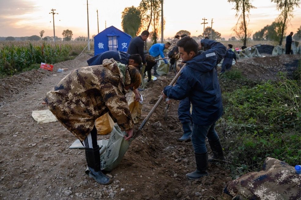 Se teme que, por las inundaciones, la producción de carbón en China caiga y conduzca a un desabastecimiento energético antes del invierno.