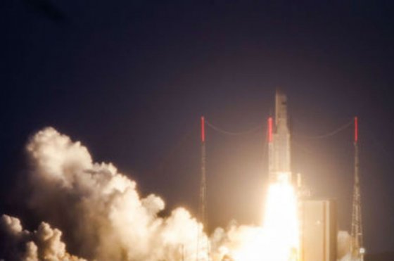 Empresa espacial de fundador de Amazon comenzará a operar esta década