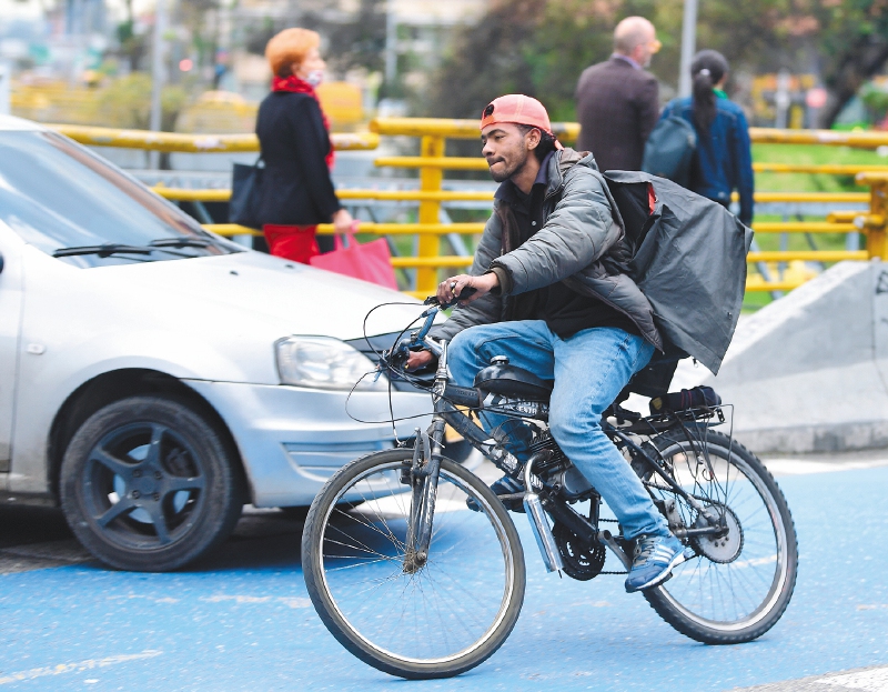 Bicicletas con motor: ¿bomba de tiempo para la movilidad en Bogotá?
