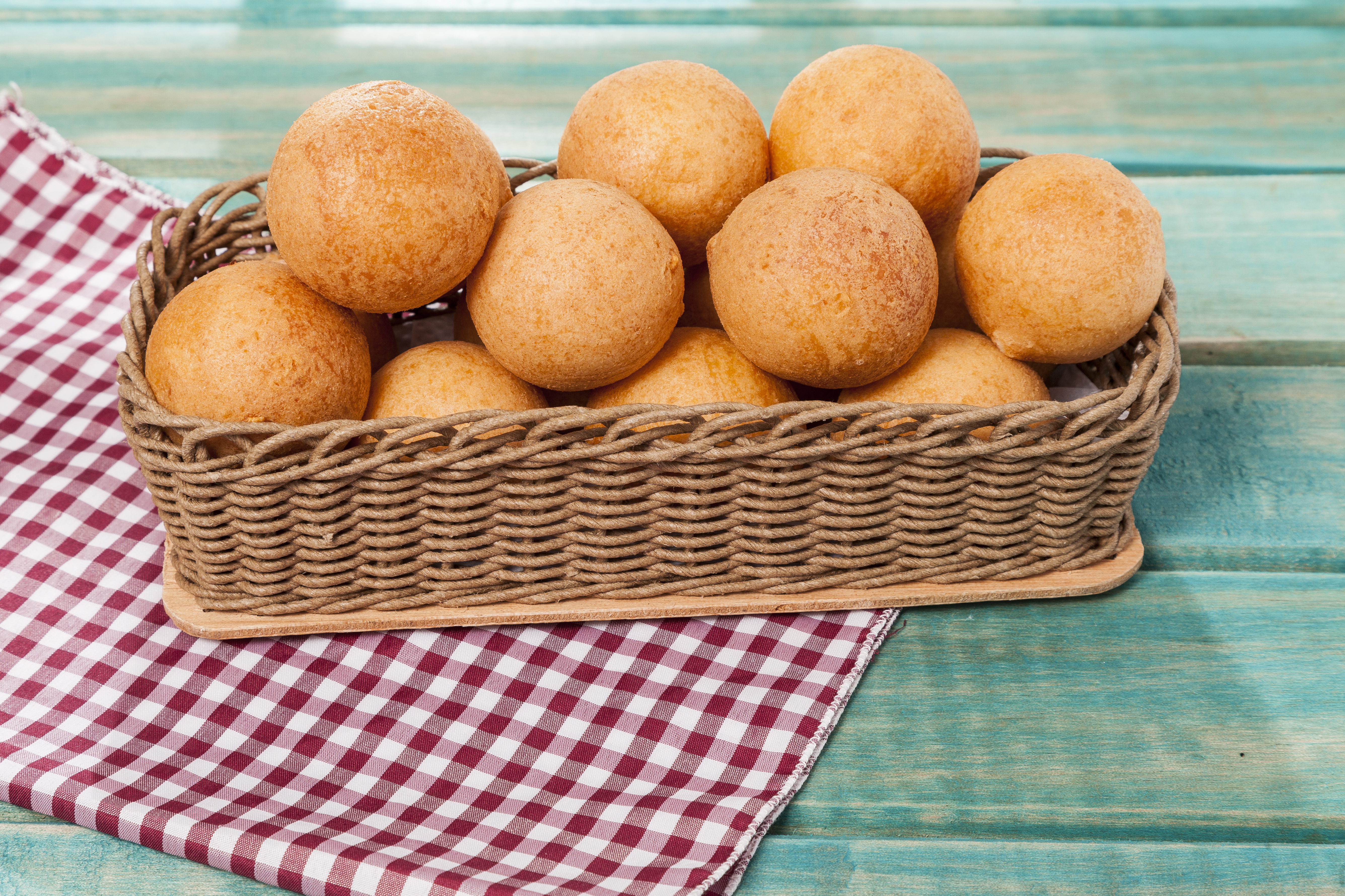 ¿Buñuelos rellenos de natilla? Sí, nosotros te damos la receta