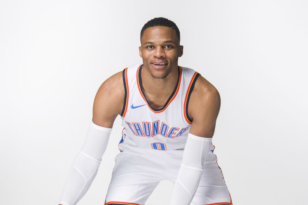 Russell Westbrook firma el contrato más alto en la historia de la NBA