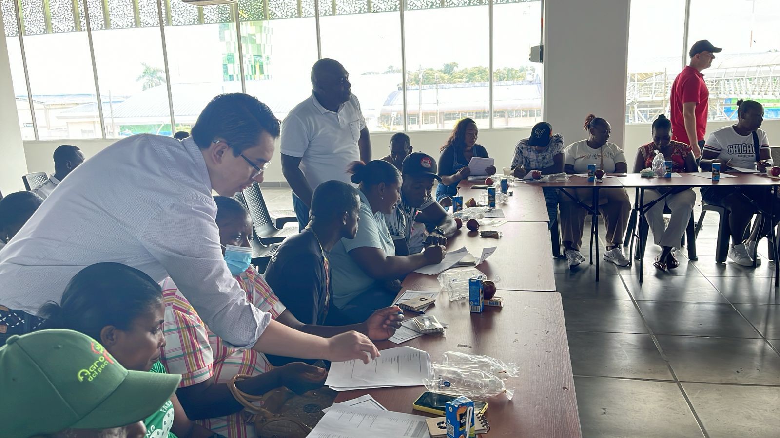 Emprendimientos comunitarios en Chocó reciben formación en medio de paro armado