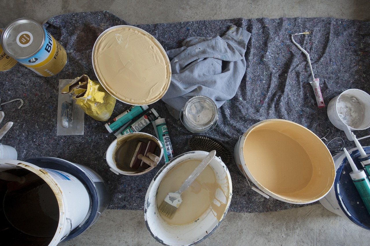 ¿De qué colores pintar la casa para que se vea más grande?
