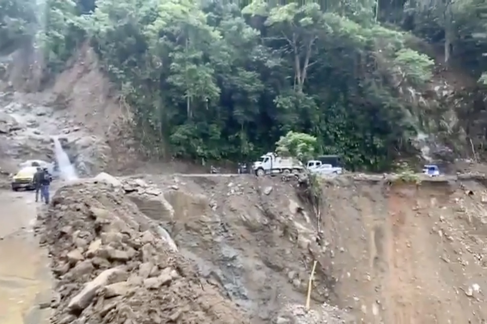 Habilitan vía principal de acceso a Ituango, Antioquia