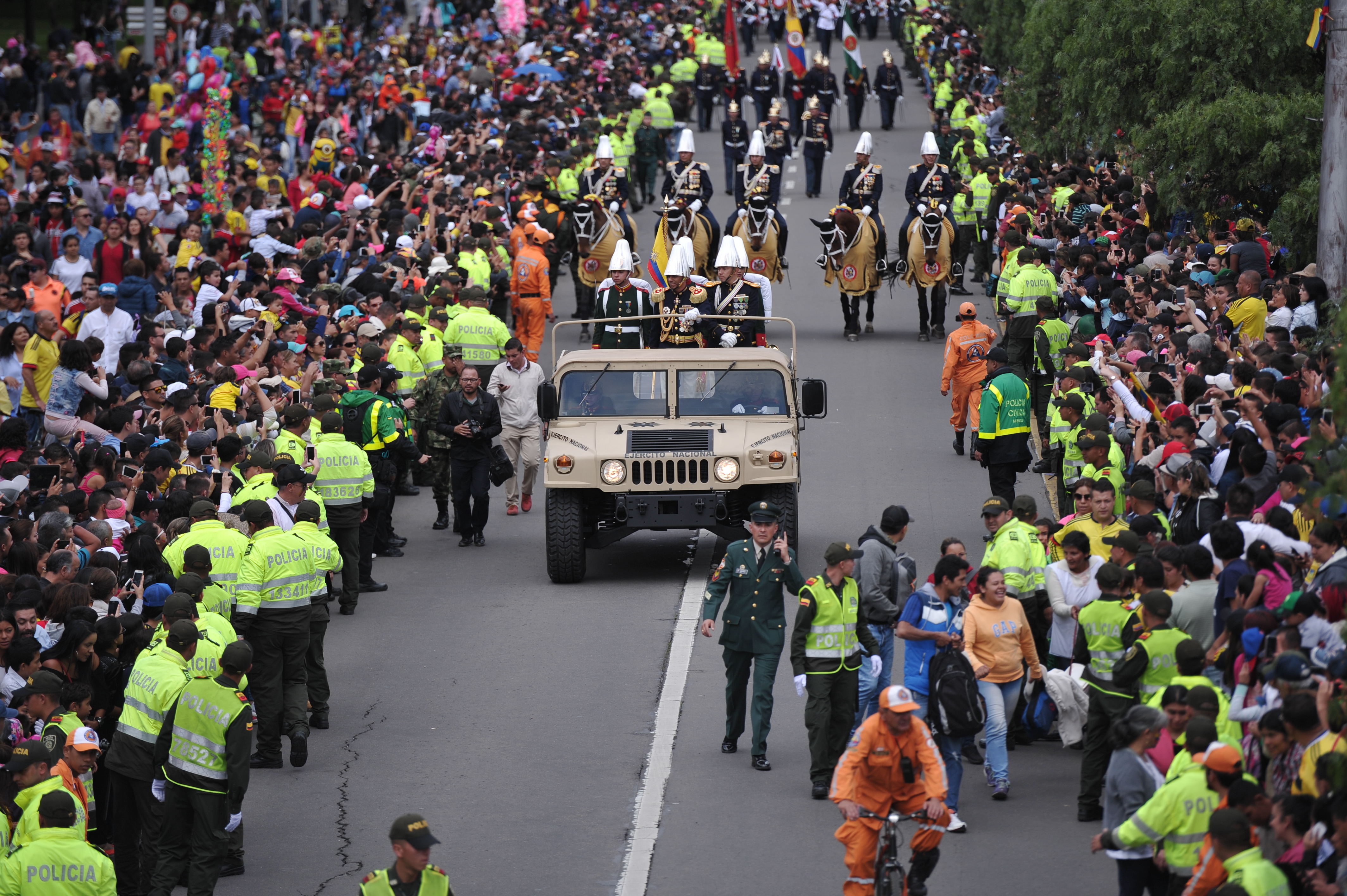 Así serán los cierres viales y los desvíos autorizados por desfile del 20 de julio