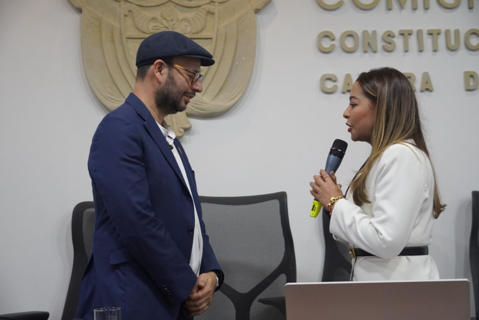Elección a cara y sello: lanzando una moneda se definió una presidencia en el Congreso