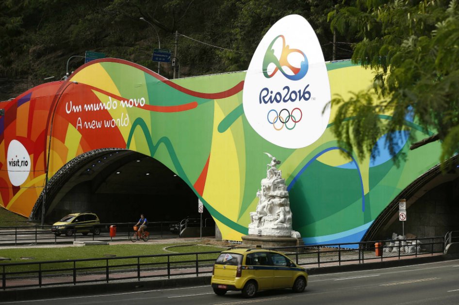 Una de las publicidades que abundan en Río de Janeiro a propósito de los Juegos Olímpicos, que empiezan el 7 de agosto. / EFE