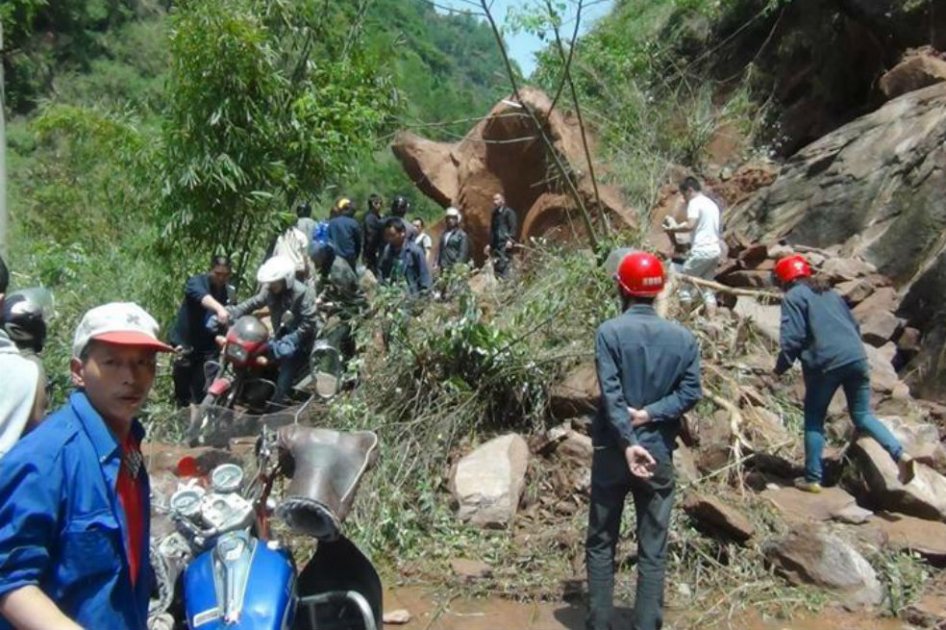 Aumenta a 152 el número de muertos por terremoto en China