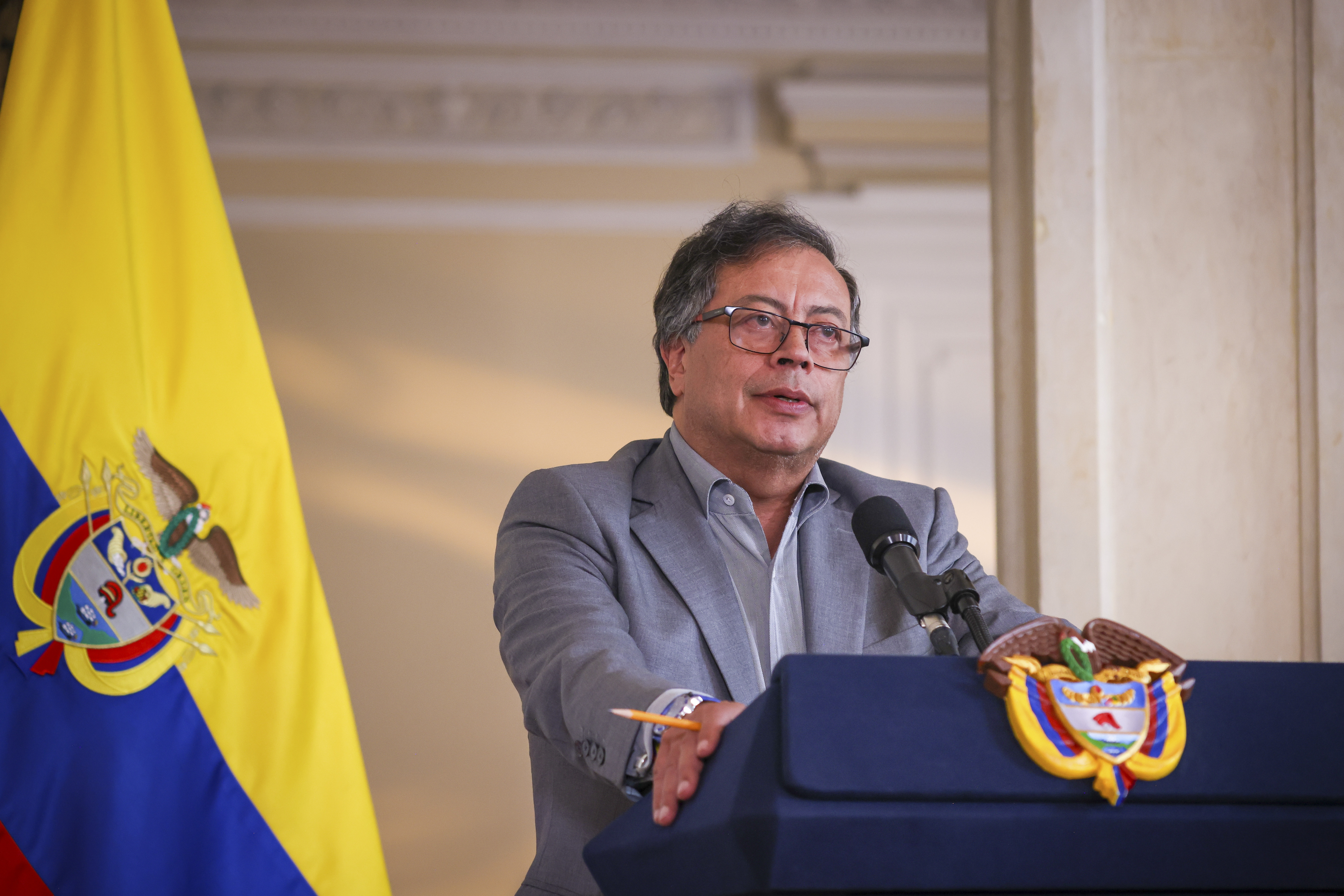 “Me parece excelente”: Petro celebró la aceptación de Mancuso en la JEP