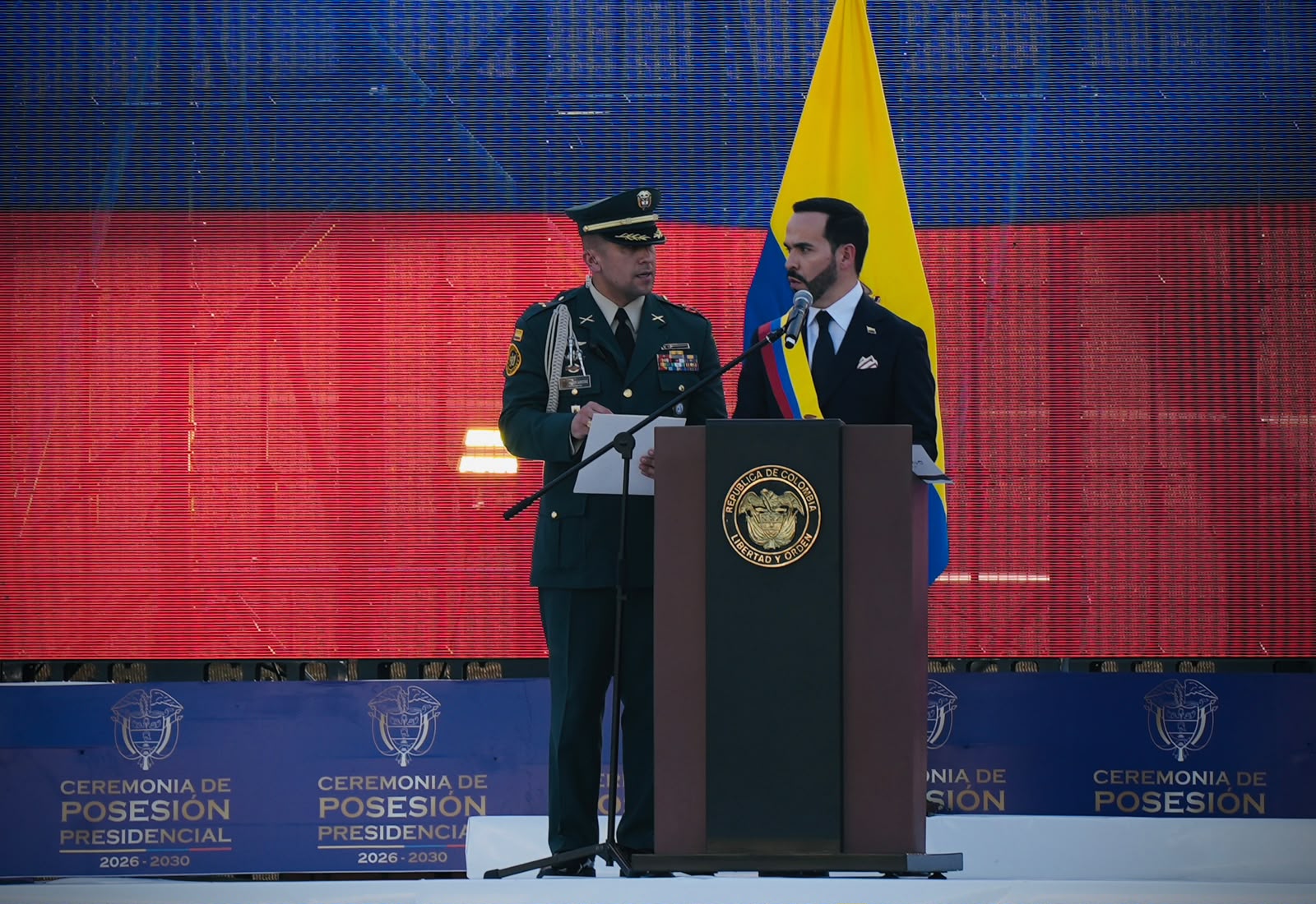 El primer discurso de Abelardo de la Espriella fue desde el Batallón Pichincha.