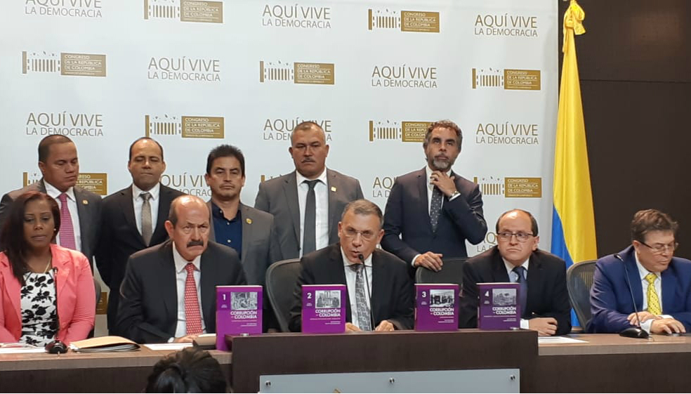 Curules de paz: regresa el debate al Congreso