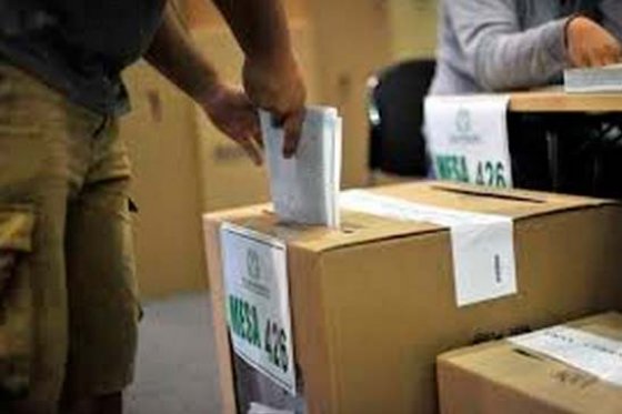 Claudia López denunció que desde la cárcel se están coordinando campañas políticas