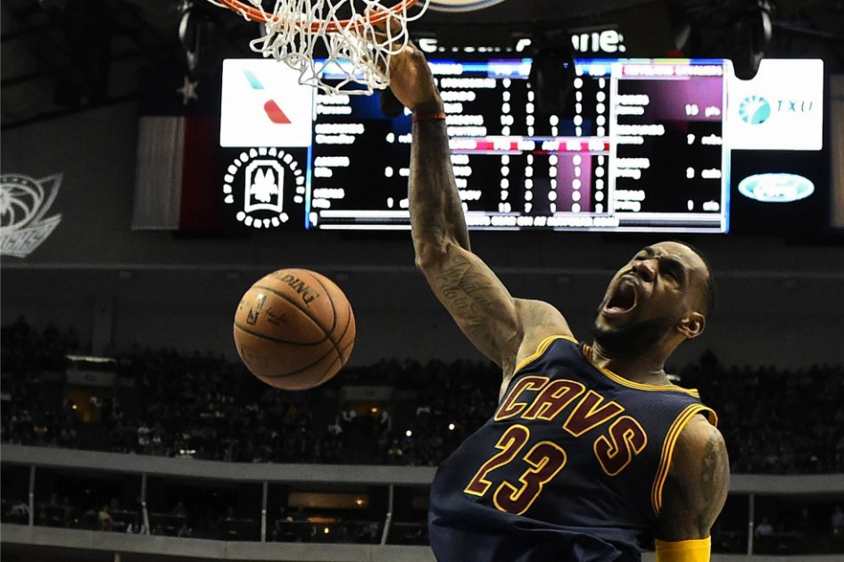 LeBron James, nuevo líder de asistencias en la historia de la NBA