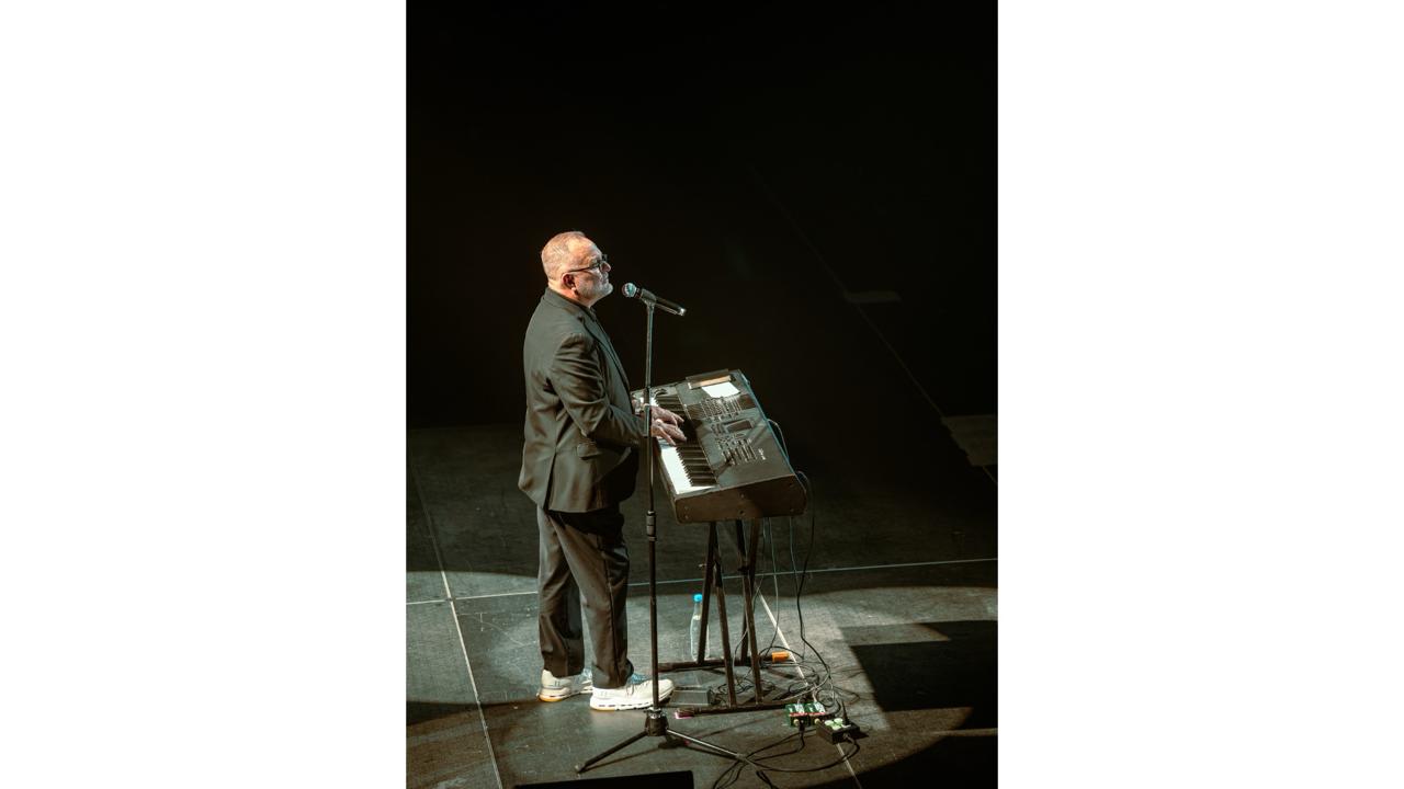 Marcos Witt conmovió, oró, cantó y bailó en Bogotá: “¡cómo amo esta tierra!”