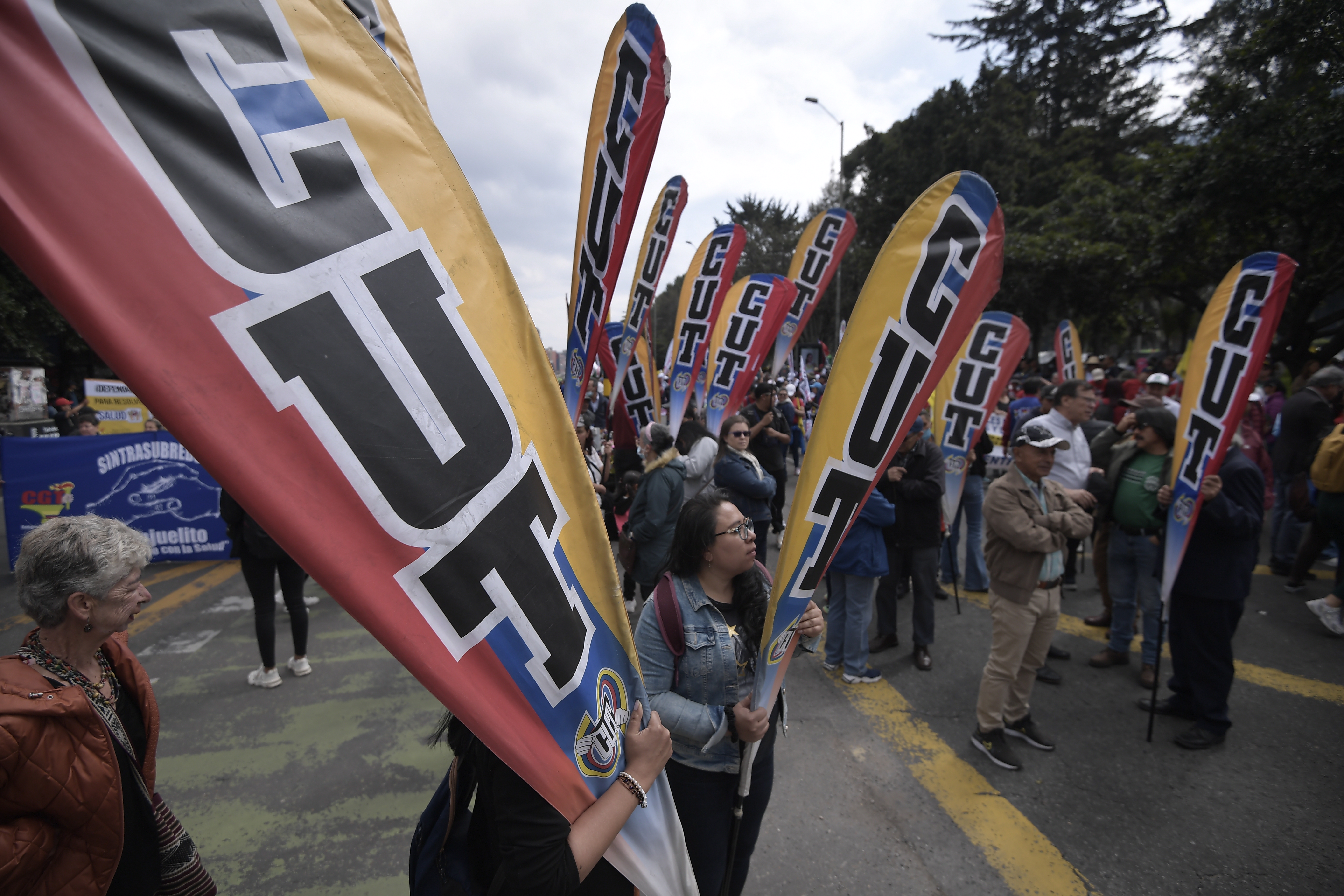 Organizaciones sindicales y sociales anuncian movilizaciones para el 18 de marzo