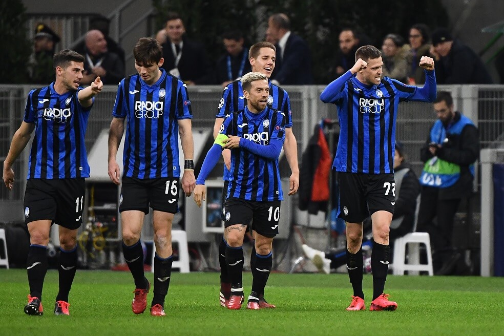 El Atalanta golea para quedar a un paso de los cuartos de final de la Champions
