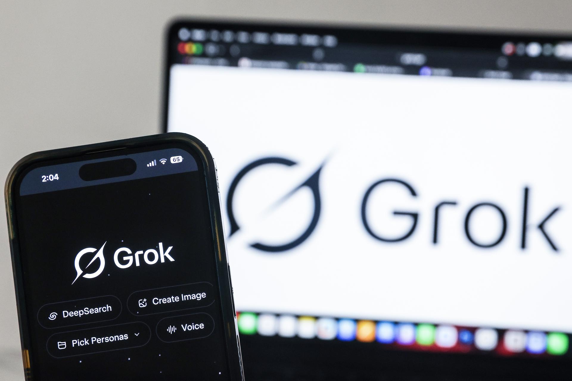 Polémica por Grok: Reino Unido investiga a X por imágenes sexuales creadas con IA