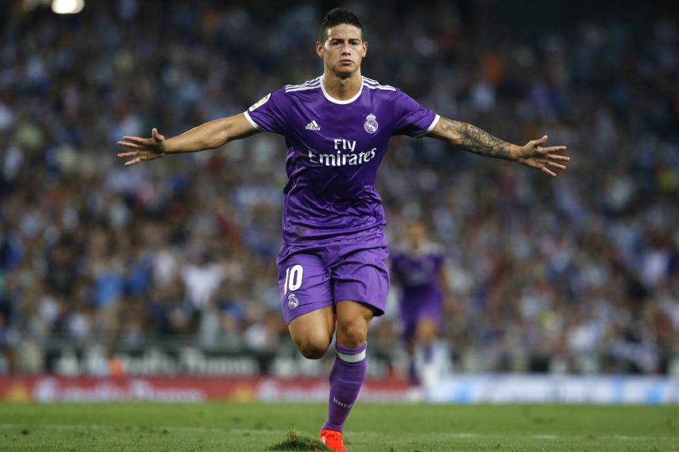 El colombiano fue titular por primera vez en la temporada con el Real: James aprovechó