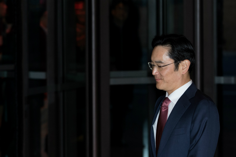 Continúa el novelón de Samsung: heredero del grupo insiste en su inocencia