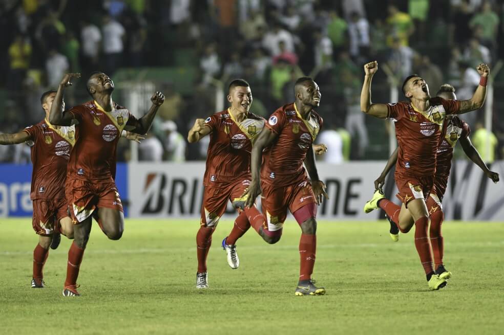 Rionegro venció en penales a Oriente Petrolero y avanzó en Copa Sudamericana