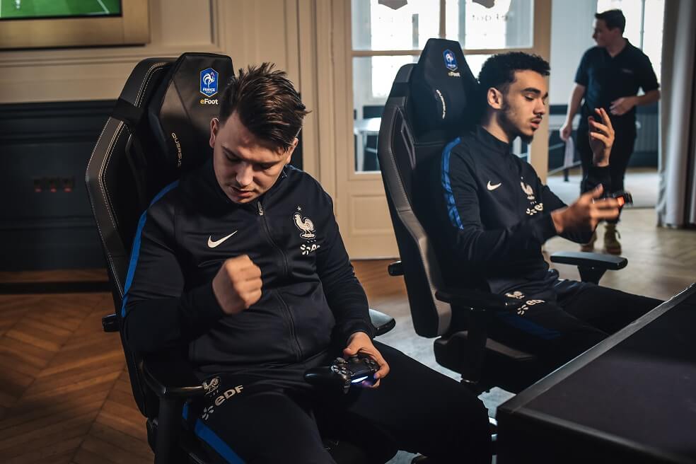 Plataformas y cadenas de televisión se pelean el negocio de los e-Sports