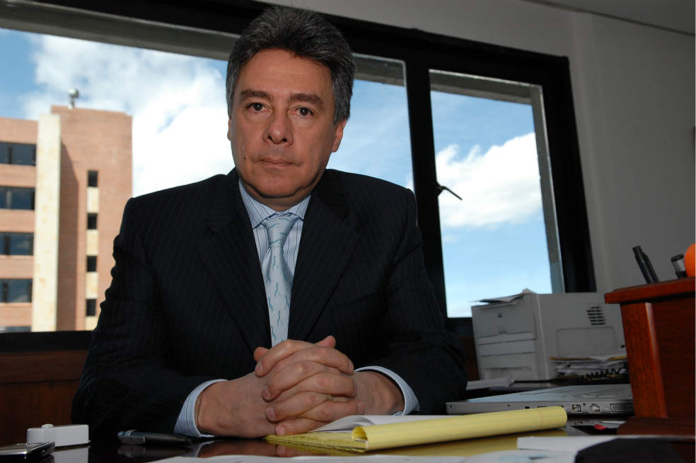 Pruebas contra Carlos Albornoz