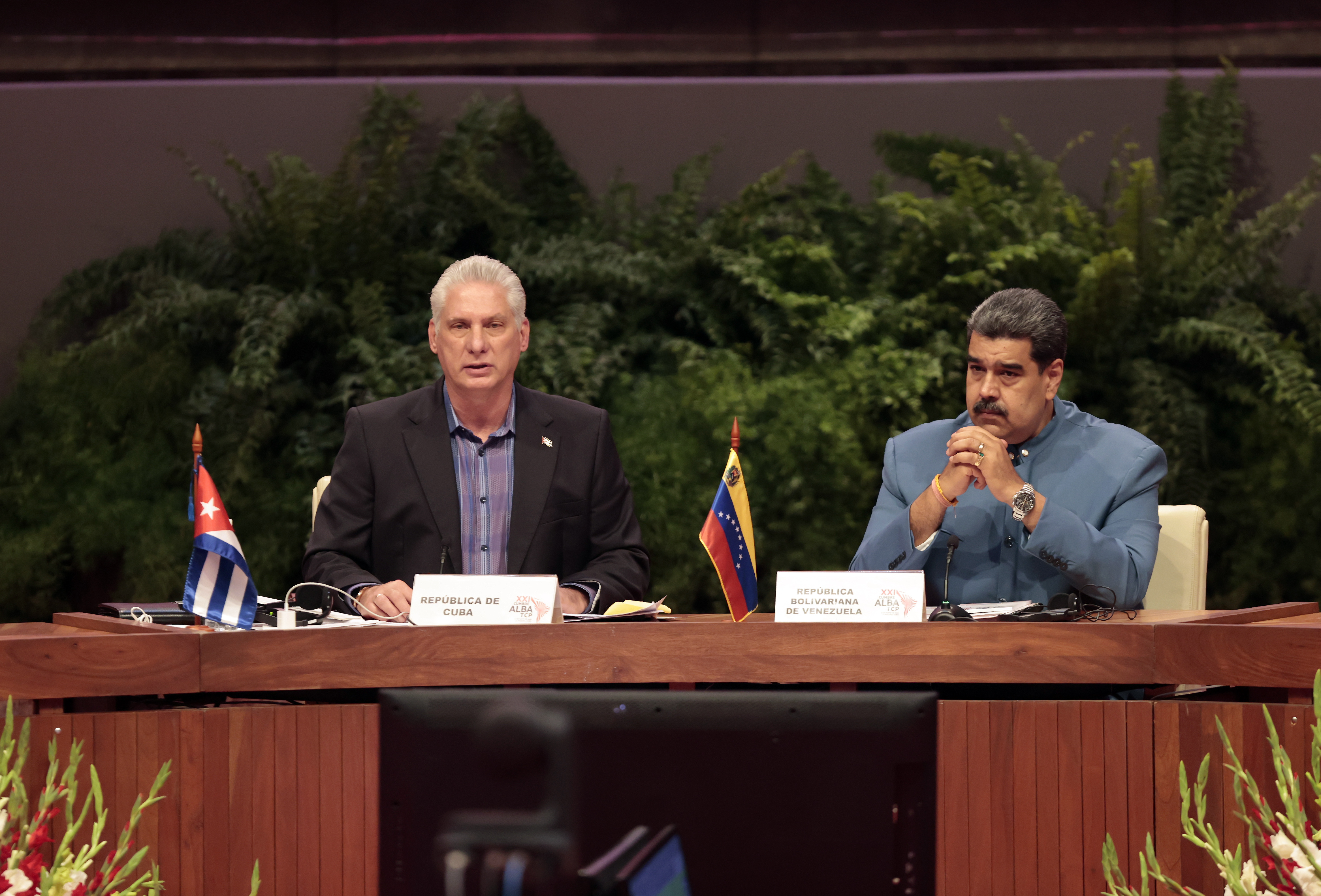 Las cumbres son innecesarias cuando se sacrifica la credibilidad democrática