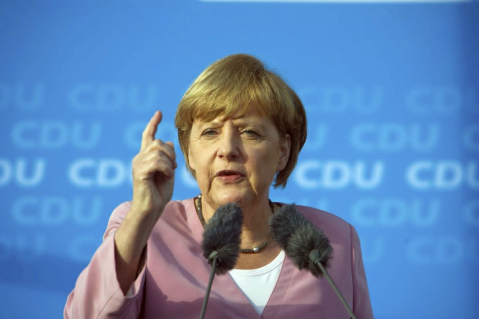 Merkel lanza advertencias al Reino Unido si decide abandonar la Unión Europea