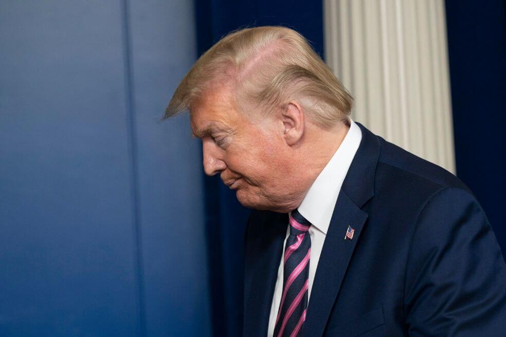 Estadounidenses intoxicados por ingerir desinfectantes siguiendo el consejo de Trump