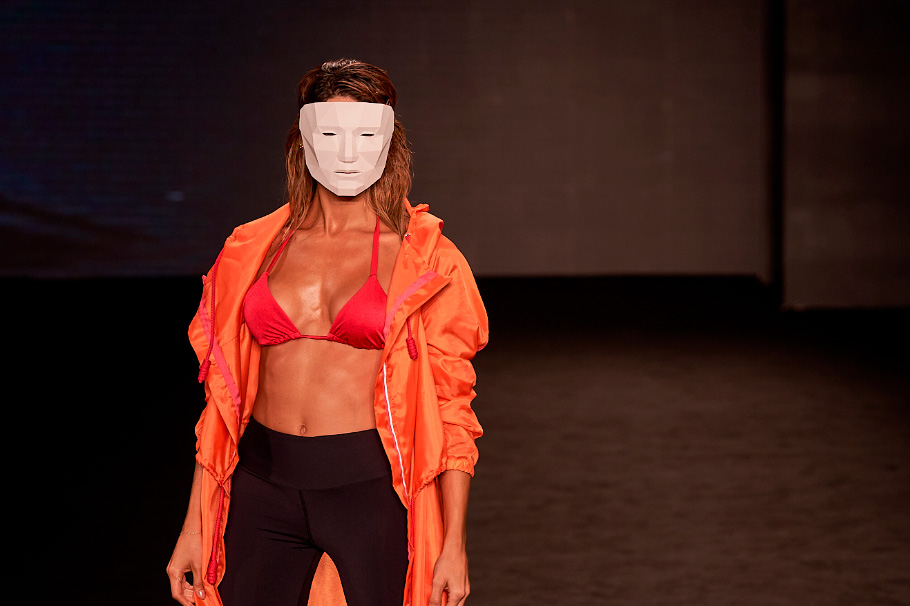 Así fue el desfile de Chamela y la revista VEA en Colombiamoda
