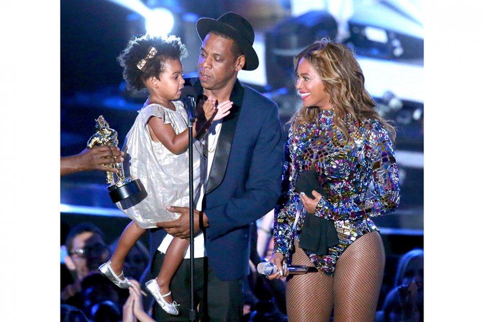 Beyoncé y Jay-Z esperan mellizos