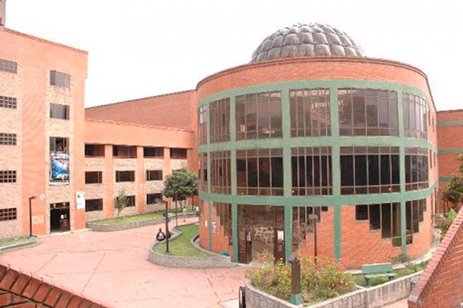 8.000 alumnos de Universidad Distrital, afectados por paro de profesores